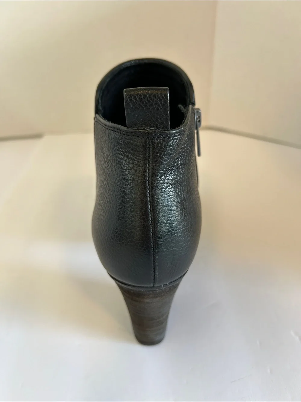 Vince Camuto Black Leather Ankle Booties with Block Heel Pamalee Bootie